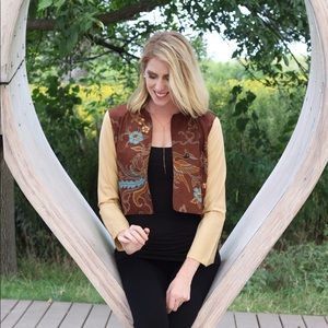 Ghea Cropped Brown Jacket